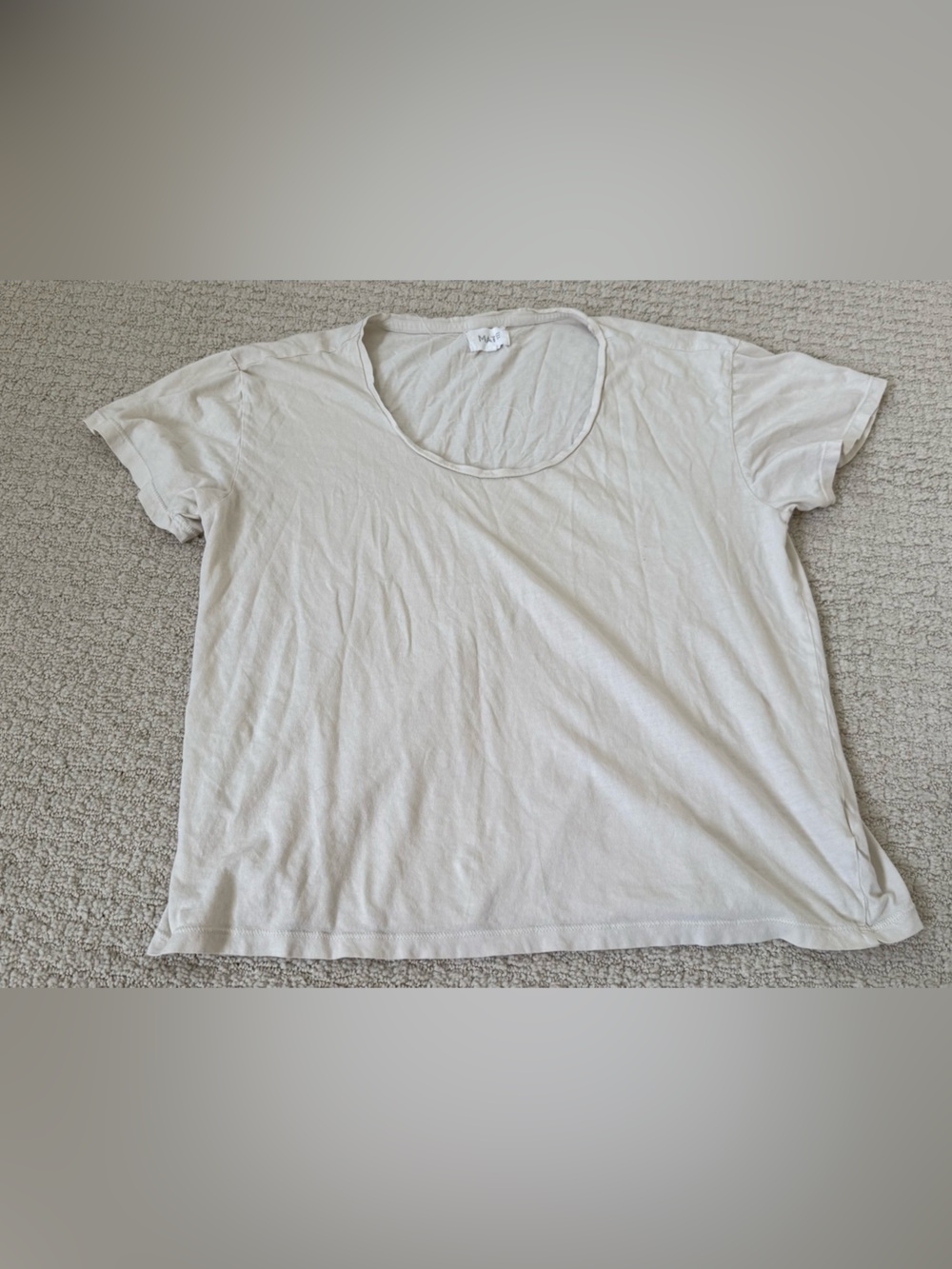 MATE the Label Short Sleeve Scoop Neck Tee in Light Gray-Cream